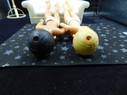 2 LIV DOLLS TOP HEADS